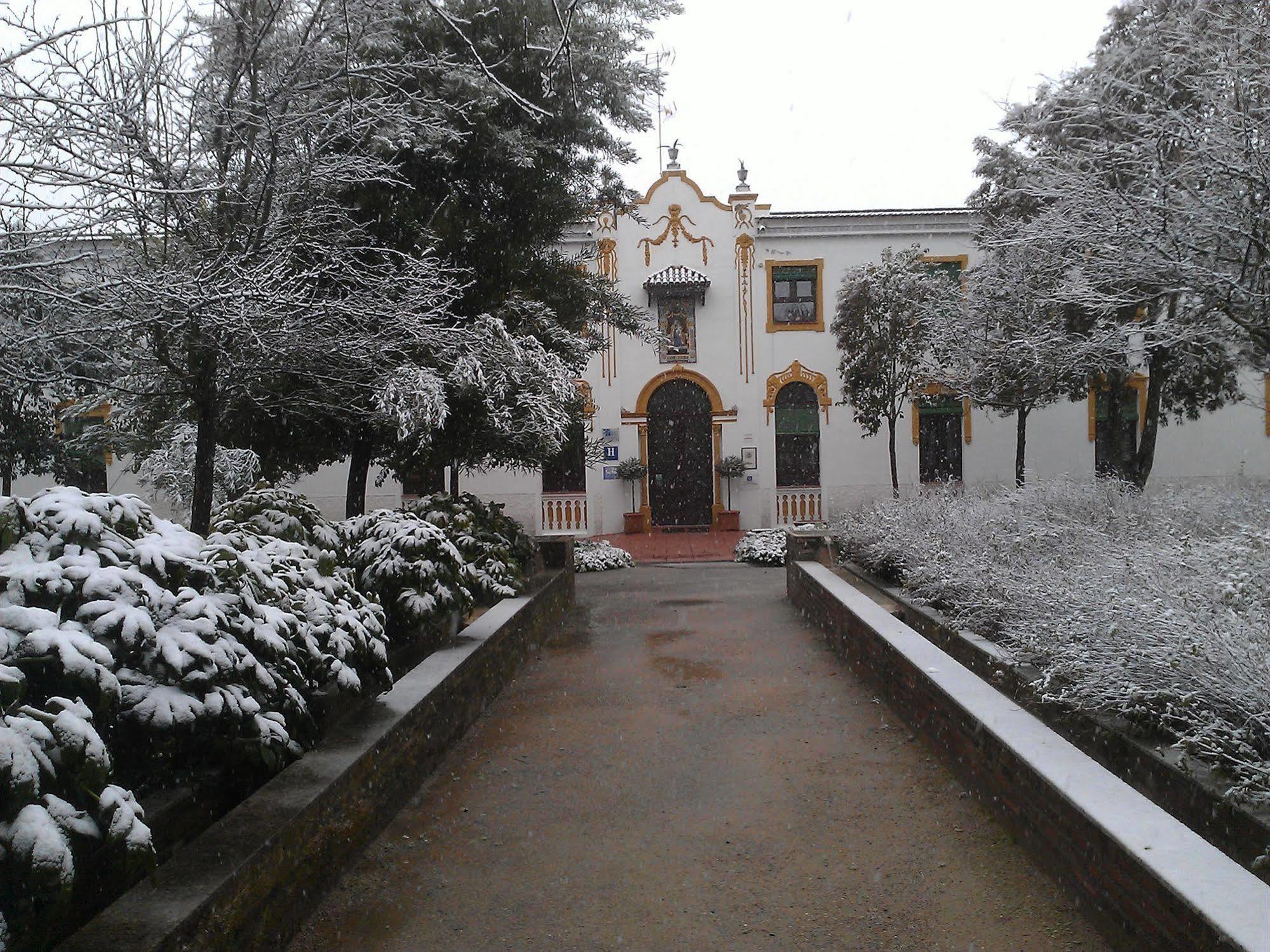 Hotel Balneario El Raposo Puebla de Sancho Pérez Exteriér fotografie