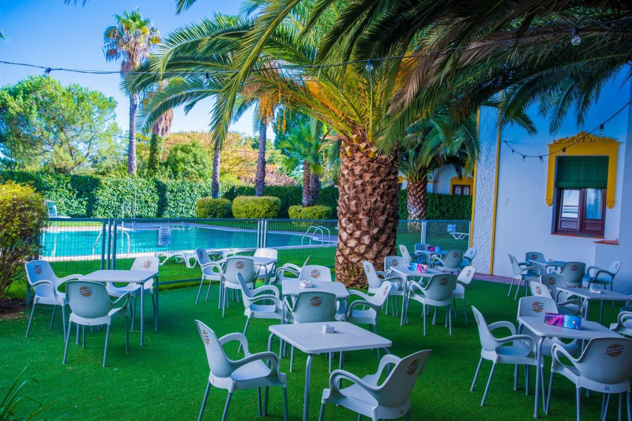 Hotel Balneario El Raposo Puebla de Sancho Pérez Exteriér fotografie